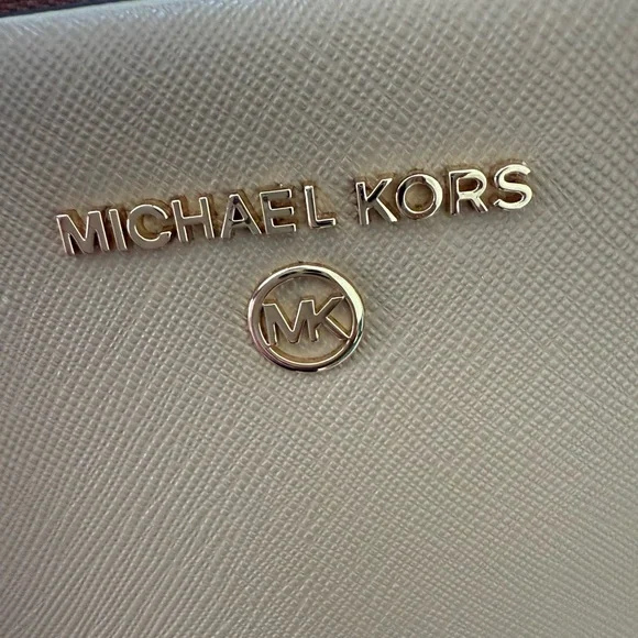 BRAND NEW Michael Kors Marilyn Satchel Bag. 🤎👜 Beautiful!! - Picture 12 of 16